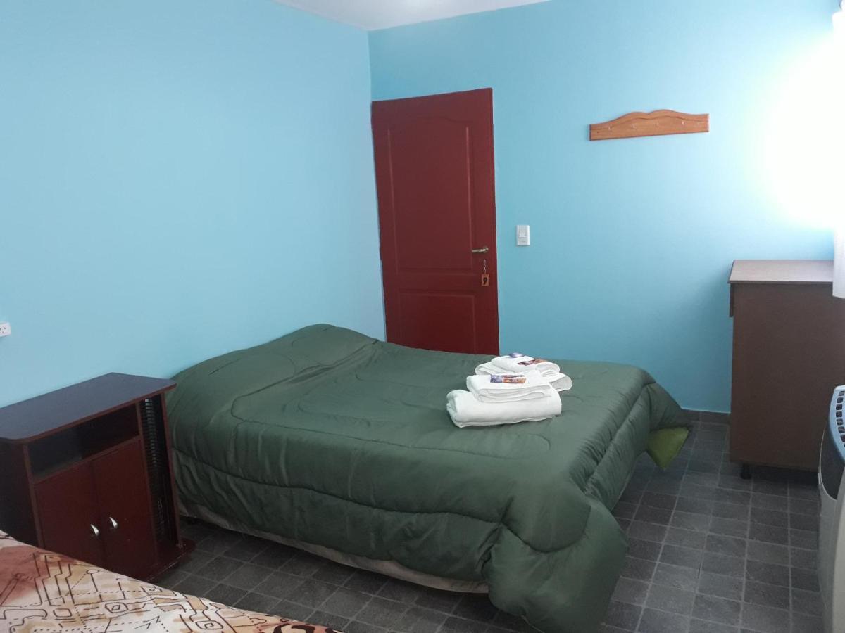 Glaciar Marconi Hostel Ел Чалтен Екстериор снимка